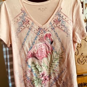 Mic & Jax vneck sparkly flamingo tee
